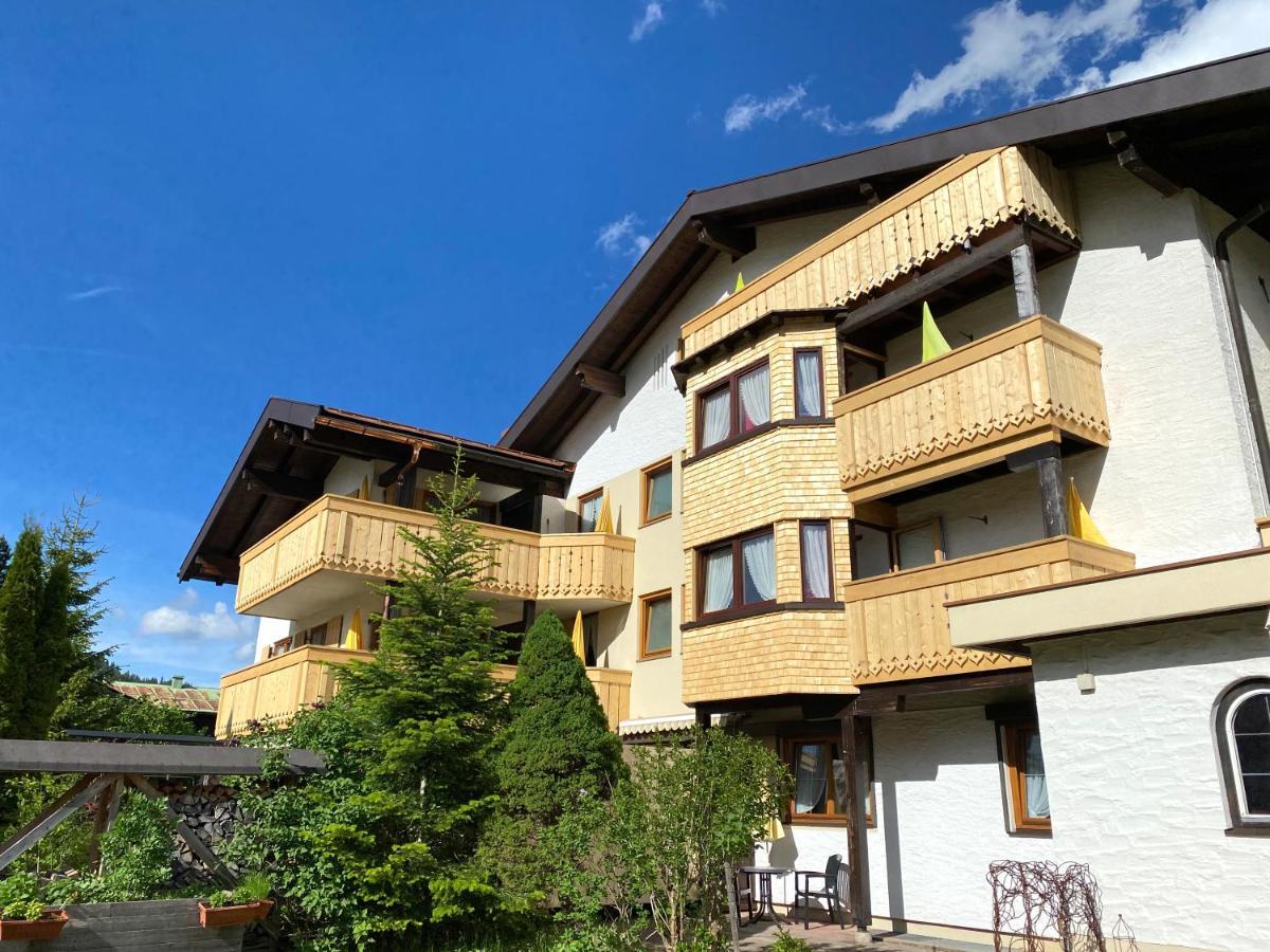 Hotel Alpensonne Riezlern Esterno foto