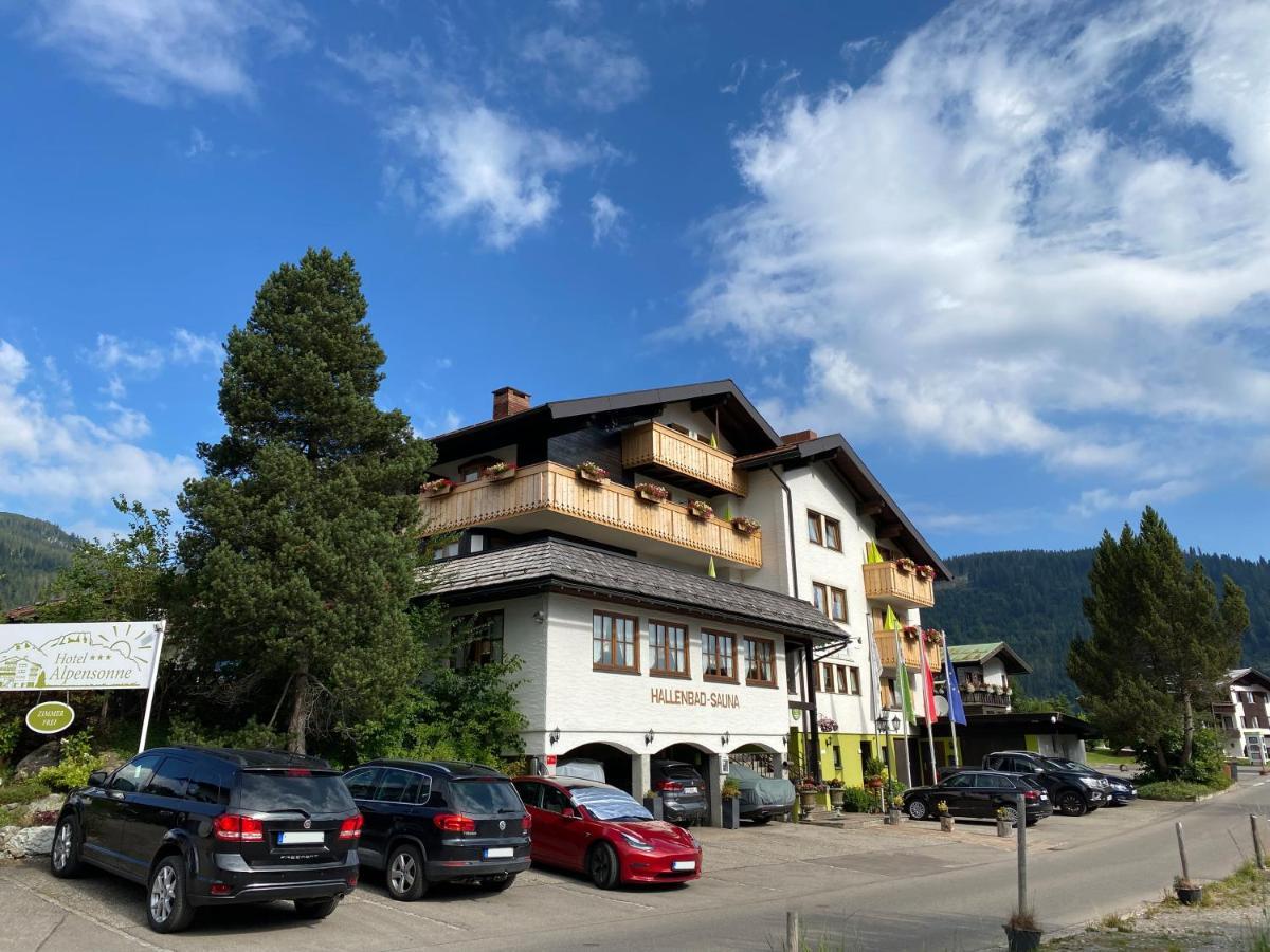 Hotel Alpensonne Riezlern Esterno foto